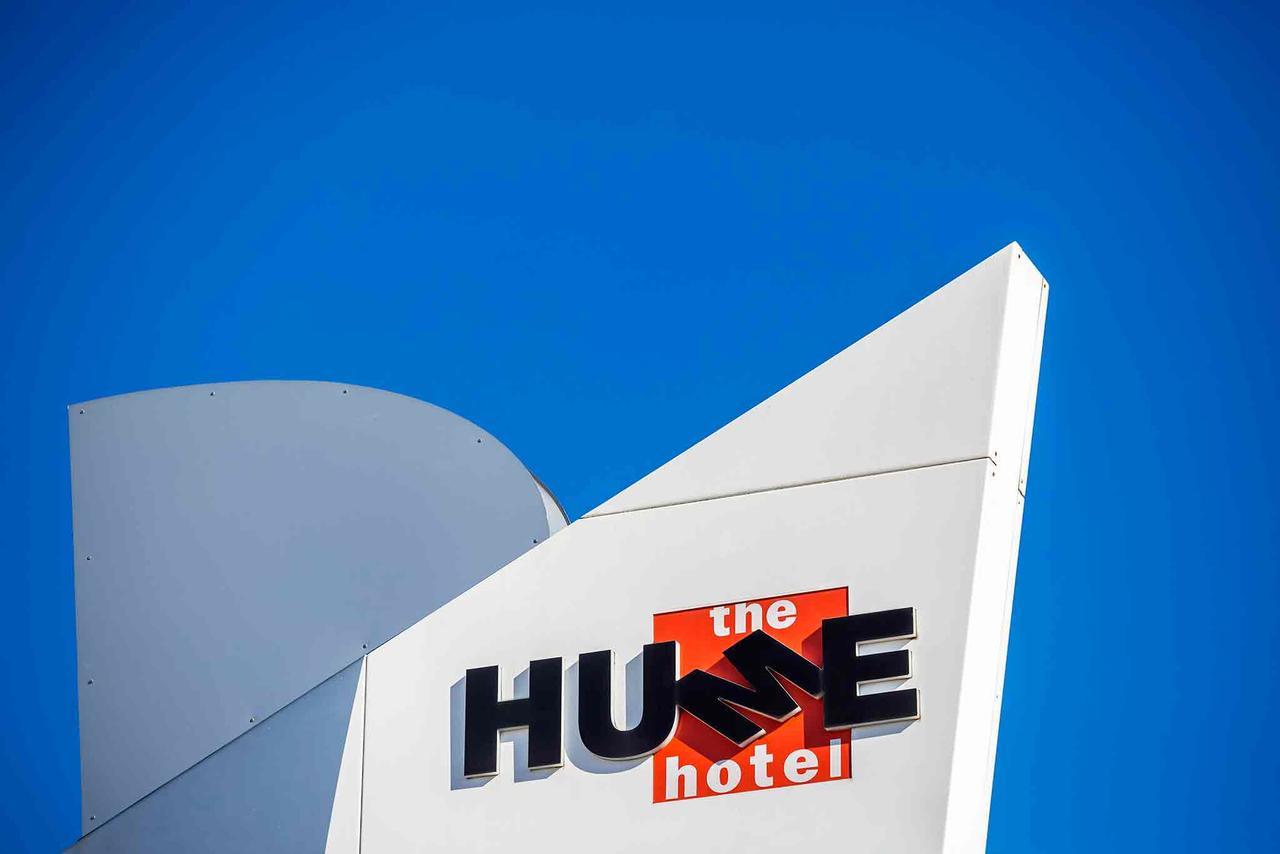 Nightcap At Hume Hotel Bankstown Dış mekan fotoğraf